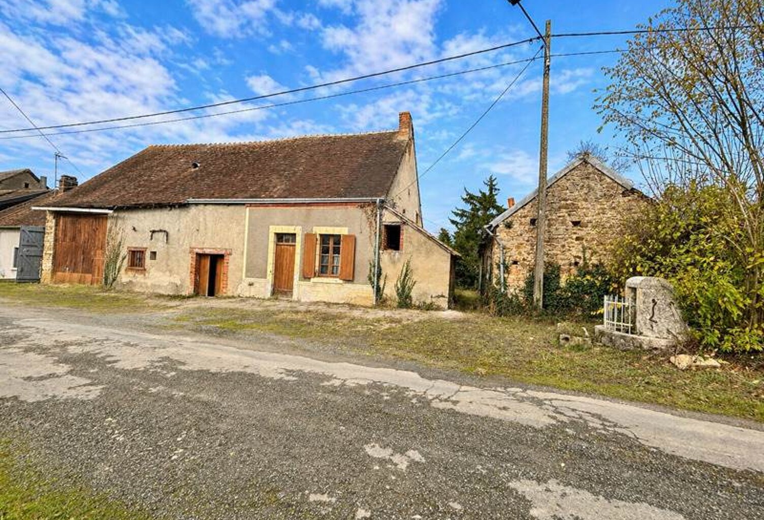 Ferme (tte) de 2 pièces principales — photo 1