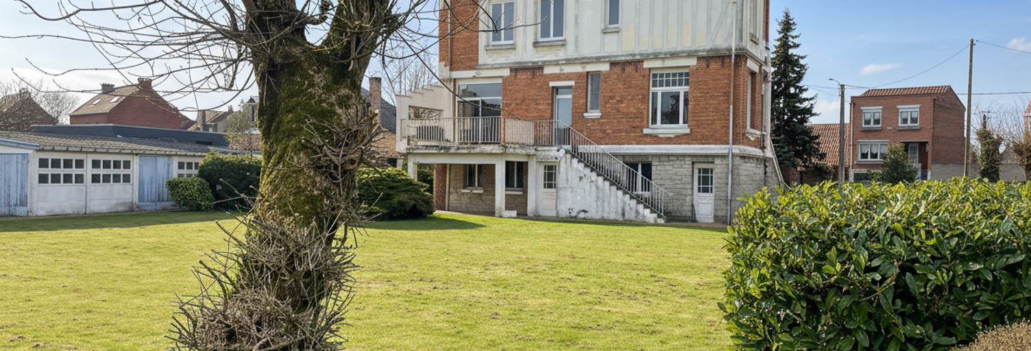 Maison 10 Pièces 300 m² à vendre à Estaires (59940)