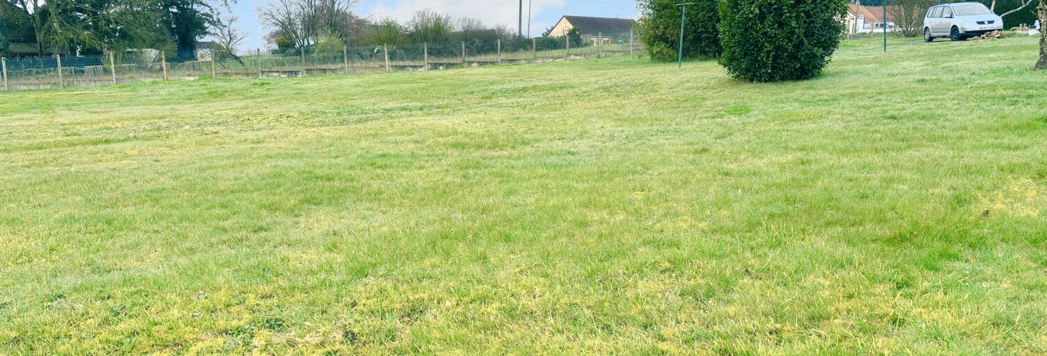 Terrain  1987 m² à vendre à Le Pont-Chrétien-Chabenet (36800)