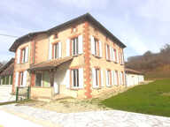 Maison 300 m2 , 3 logements, principale 198 m2 : 7 chbres - — photo 2