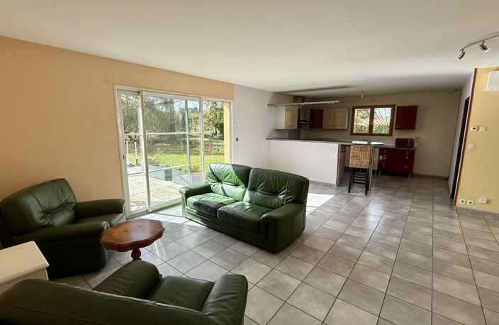 SORE - 3 ou 4 chambres - piscine - garage - 1140m2 de terrai — photo 5