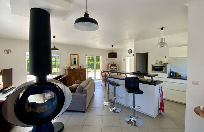  CONTEMPORAINE PISCINE PLAIN PIED - 3 chambres - 2000m2 terr — photo 5