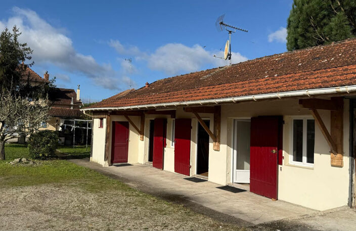 SORE - 5 chambres - 2 maisons -  dépendances - 1000m2 terrai — photo 2