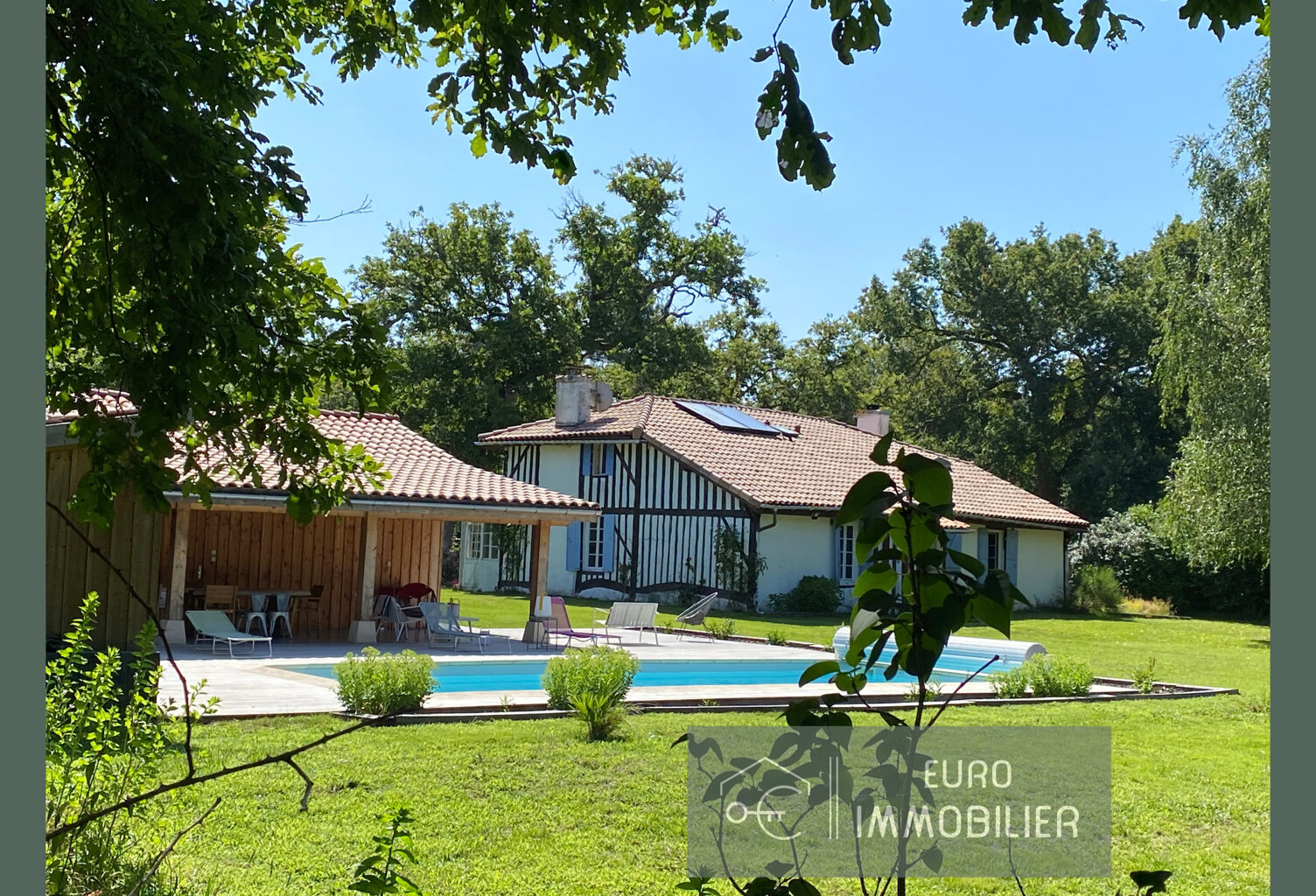 LUXEY - 2 HABITATIONS - PISCINE - 8 CHAMBRES - 4000M2 TERRAI — photo 1