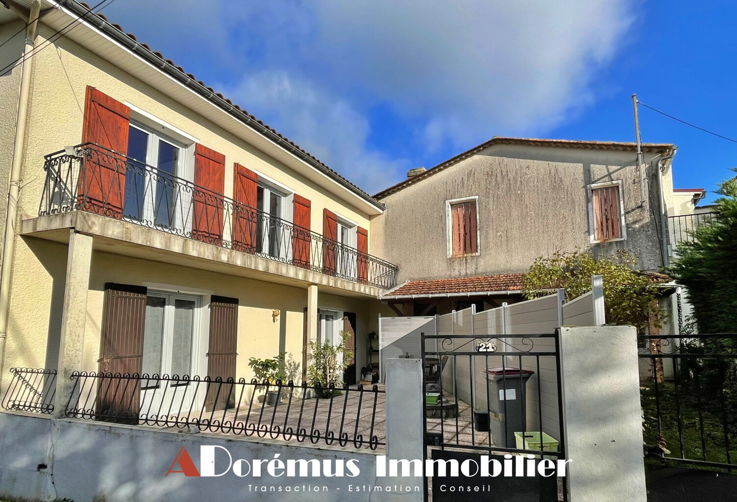 Saint-Caprais   Maison Rénovée +HABITATION à Réhabiliter — photo 1