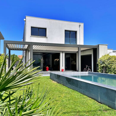 Maison 6 pièces 885000 €