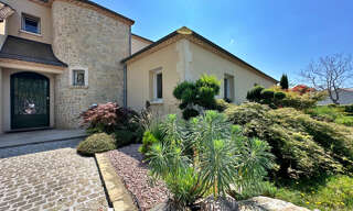 Maison 8 Pièces 255 m² à vendre à Tresses (33370)