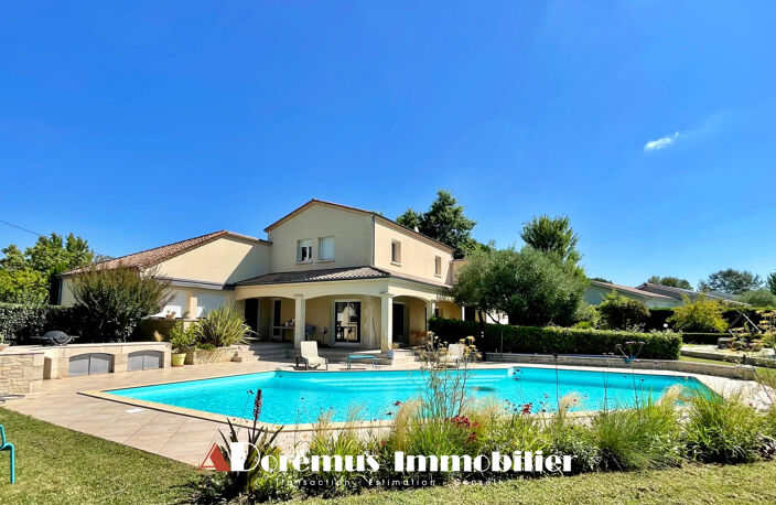Élégante maison familiale avec piscine et parc arboré   Sect — photo 2