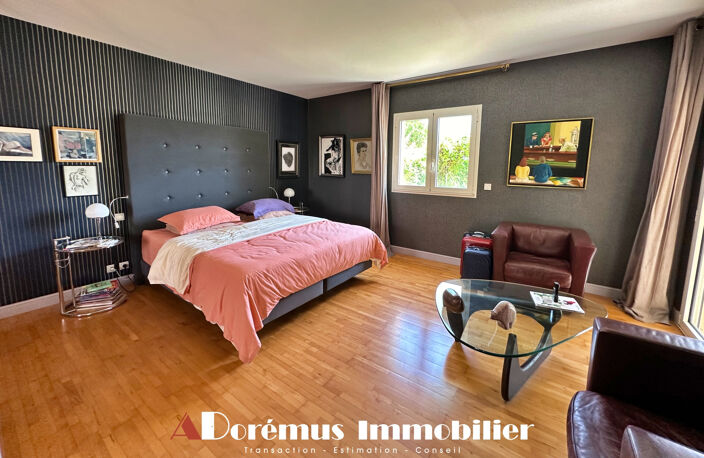 Élégante maison familiale avec piscine et parc arboré   Sect — photo 5