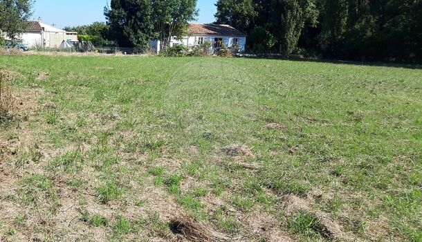 Terrain  à vendre Nantillé 17770