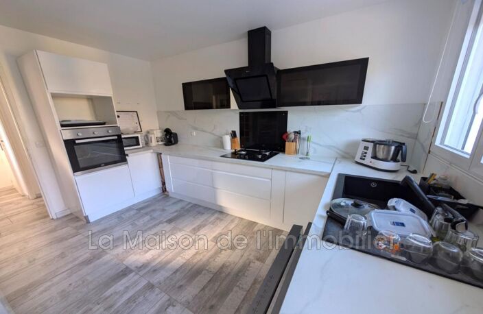 Pavillon fonctionnel avec 4 chambres — photo 3