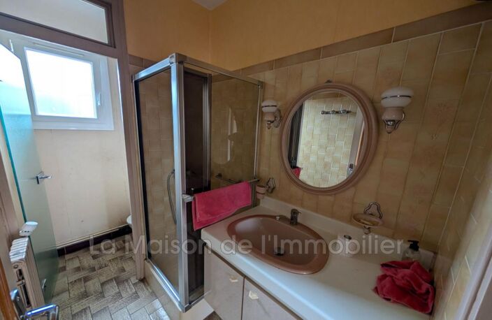 Maison avec 5 chambres — photo 5