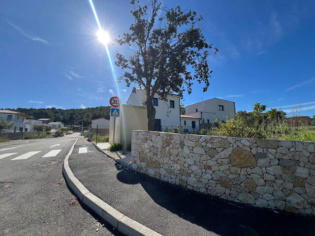 Terrain - 253 — photo du bien