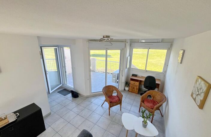 Pavillon en duplex T4 vue sur le golf  avec terrasse et parking — photo 4