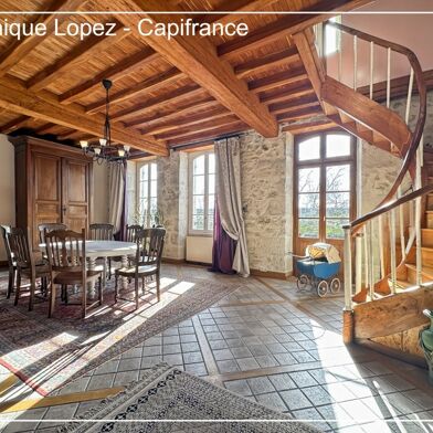 Maison 8 pièces 619000 €