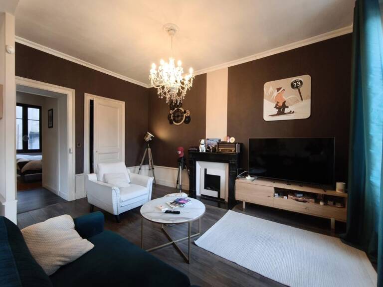 Appartement T3 de 72,26m² à CHAMBERY — photo 1