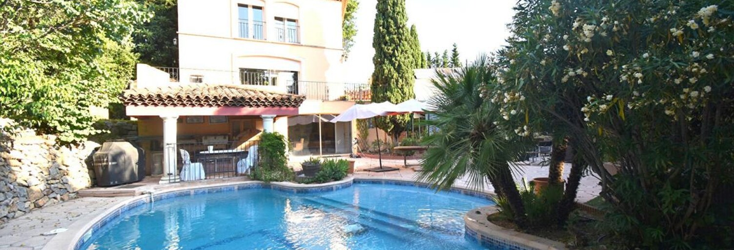 Maison 9 Pièces 300 m² à vendre à Toulon (83000)