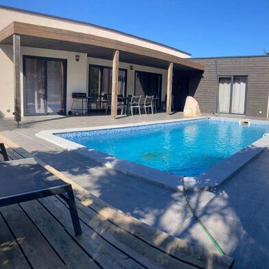 Maison 5 pièces 661500 €