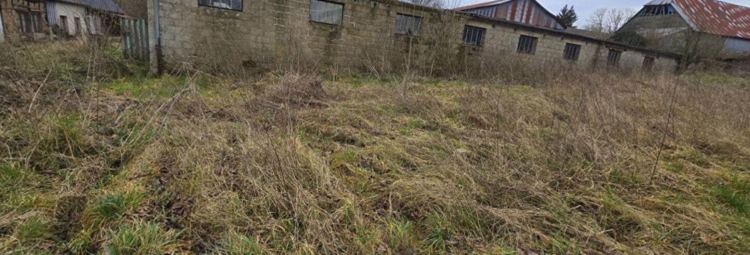 Maison  2392 m² à vendre à Vervins (02140)