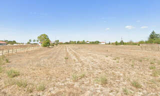 Terrain  927 m² à vendre à Sainte-Agathe-la-Bouteresse (42130)