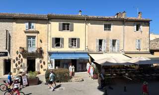 Maison 10 Pièces 200 m² à vendre à Gordes (84220)