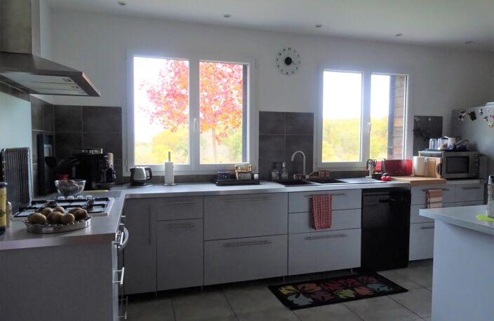 Maison avec jardin proche d'Aurignac — photo 4
