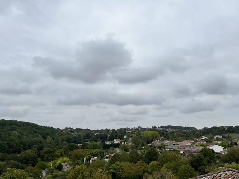 Appartement T3 au cœur d'Aurignac — photo 1