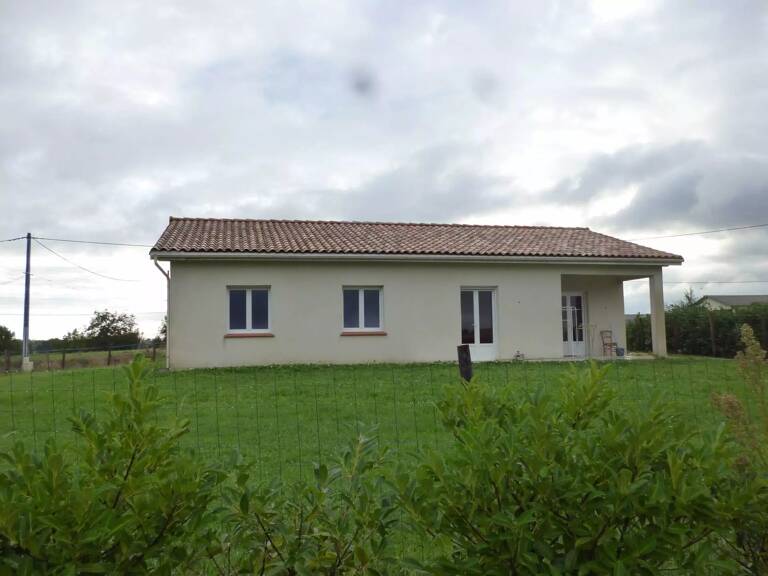 VILLA T4 à CASTERA VIGNOLES — photo 1