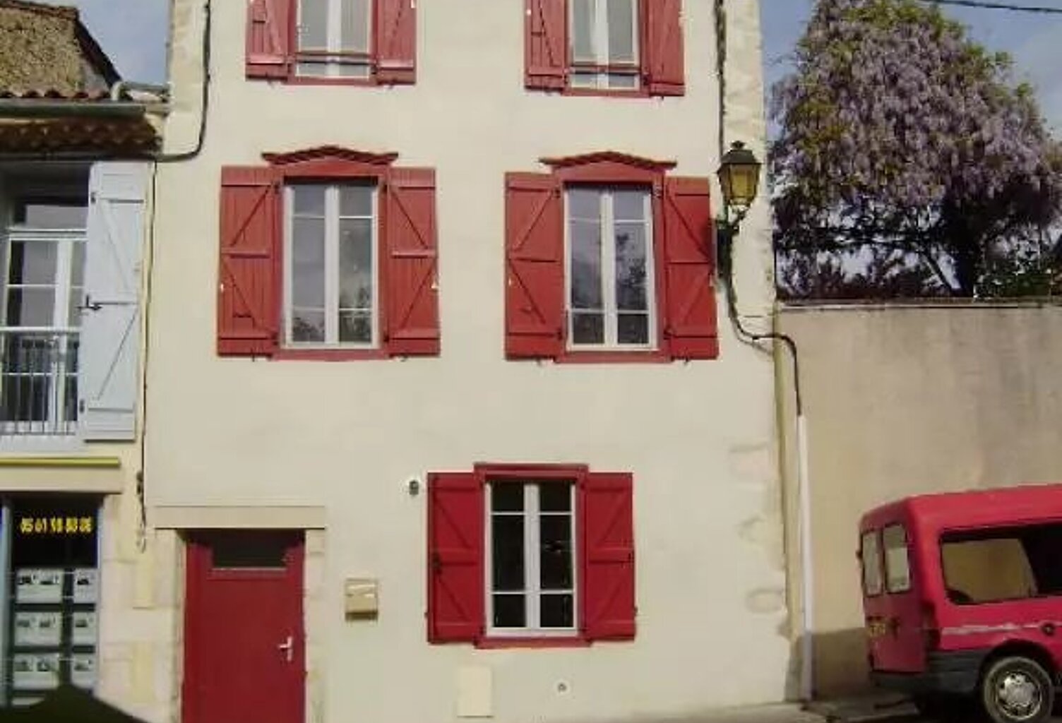Maison  de village T4 au centre d' Aurignac — photo 1