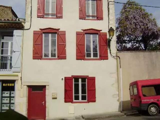 Maison  de village T4 au centre d' Aurignac — photo du bien