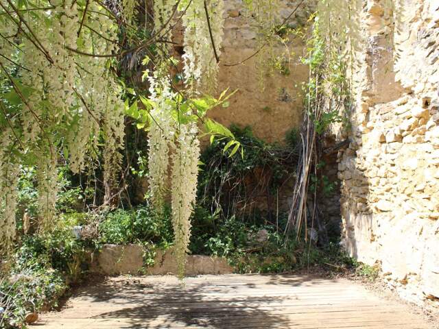 Maison de village avec jardin au coeur d'Aurignac — photo du bien