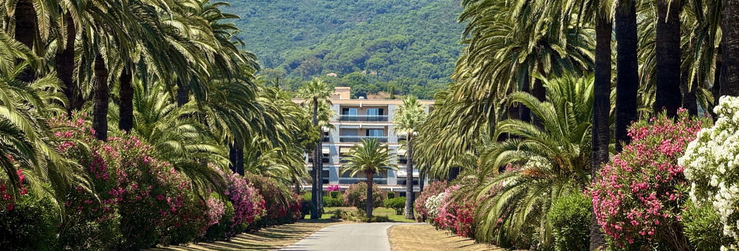 Appartement 2 Pièces 51 m² à vendre à Cavalaire-sur-Mer (83240)