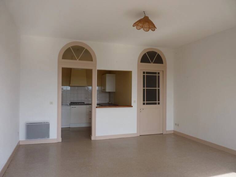 Appartement T3 à Aurignac avec balcon — photo 1