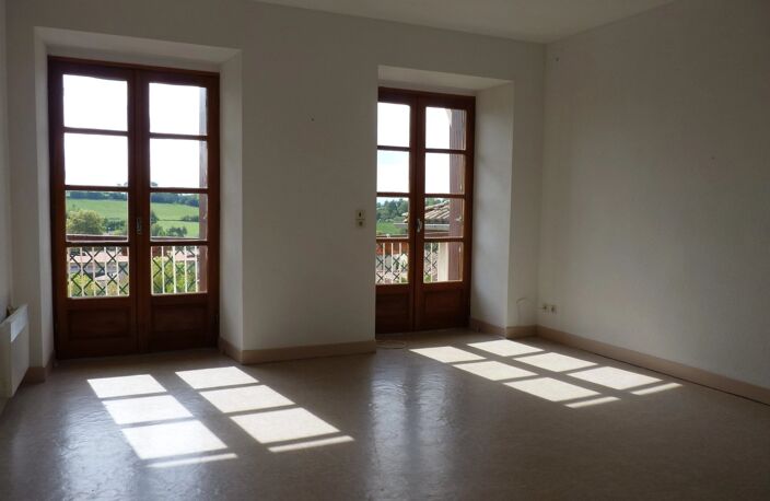 Appartement T3 à Aurignac avec balcon — photo 3