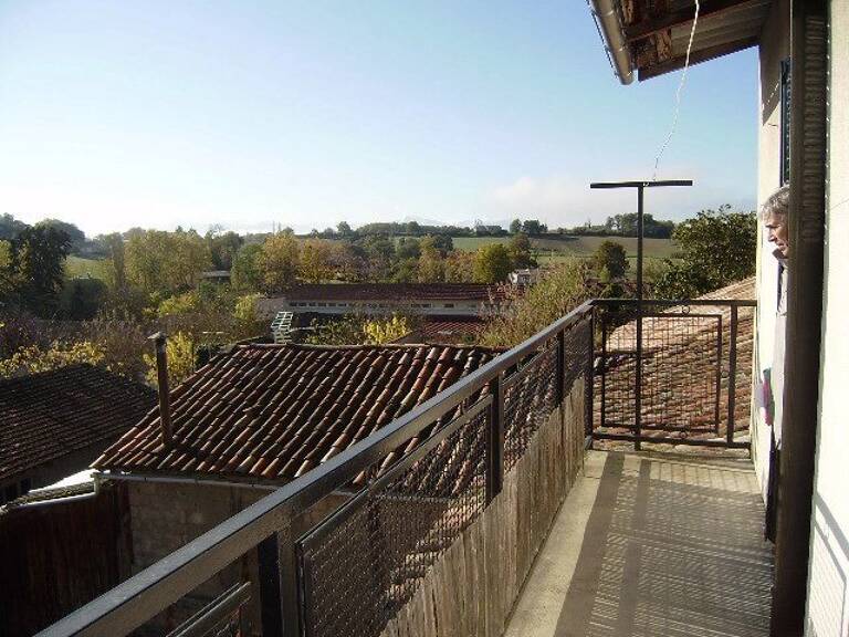 Appartement T3 à Aurignac avec balcon — photo 1