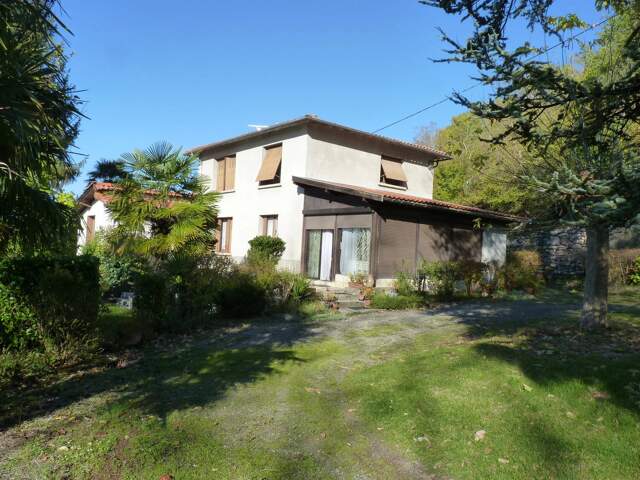 Maison T5 sur très beau terrain de 4451m² — photo du bien