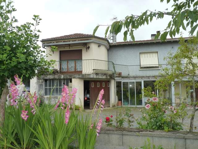 A 10 minutes d'Aurignac, maison avec appartement sur 3589 m² de terrain constructible — photo du bien