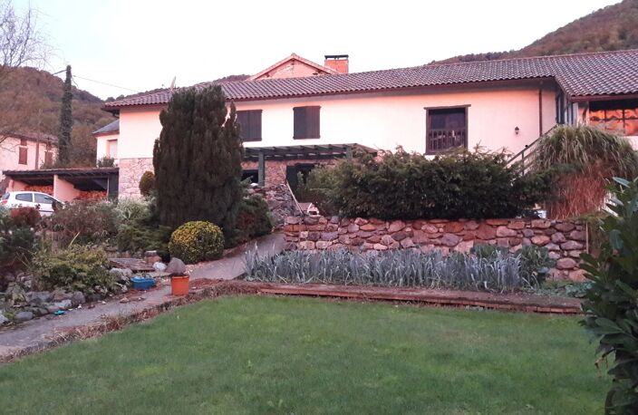 MAISON AVEC GRAND JARDIN — photo 4