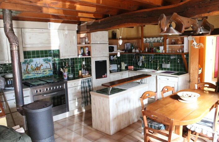 MAISON AVEC GRAND JARDIN — photo 5