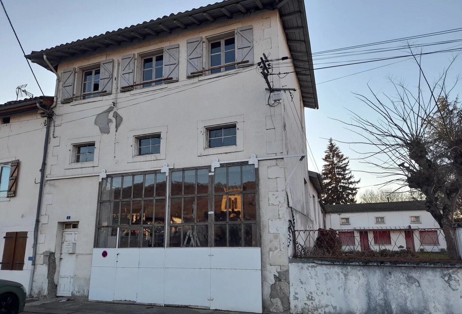 Proche de Boussens, atelier de 76 m² et appartement de 50 m² à rénover — photo 1