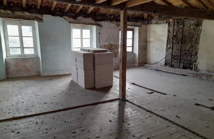 Proche de Boussens, atelier de 76 m² et appartement de 50 m² à rénover — photo 4
