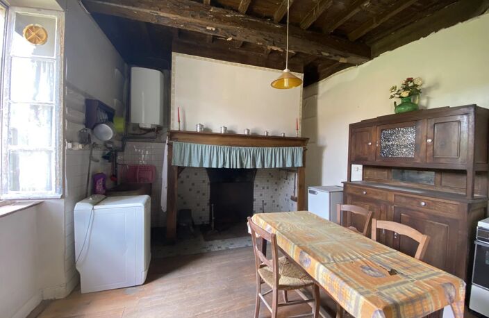 Ancien café du village a restaurer sur 1000m² environ de terrain — photo 3