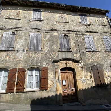 Maison 11 pièces 210000 €