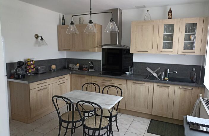 Lavaur, maison de 85 m² avec piscine semi-enterrée — photo 3