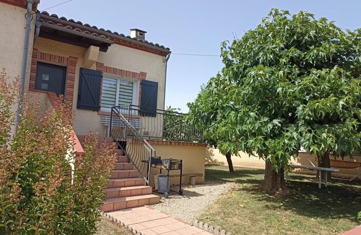 Lavaur, maison de 85 m² avec piscine semi-enterrée — photo 5