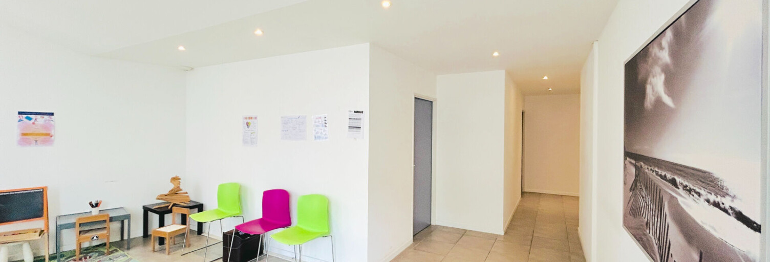 Bureau 4 Pièces 76 m² à louer à Le Haillan (33185)