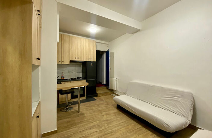 Studio refait a neuf rue custine ! — photo 5