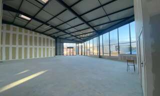 Commerce  280 m² à louer à Le Vigen (87110)