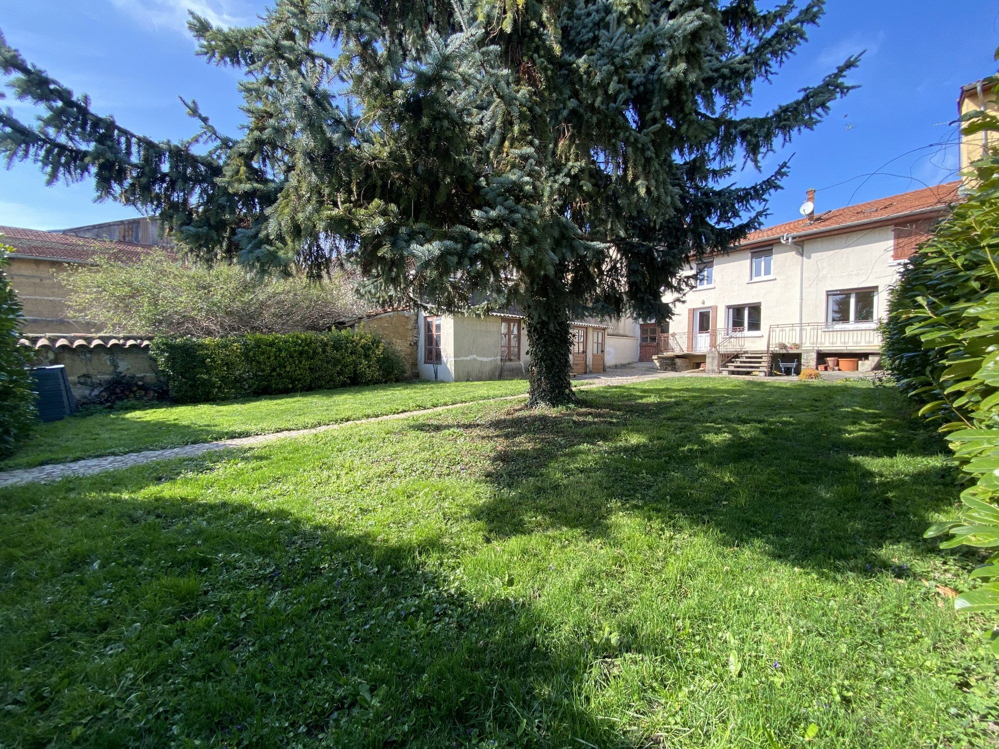 Villa / Maison 8 pièces  à vendre Vienne 38200