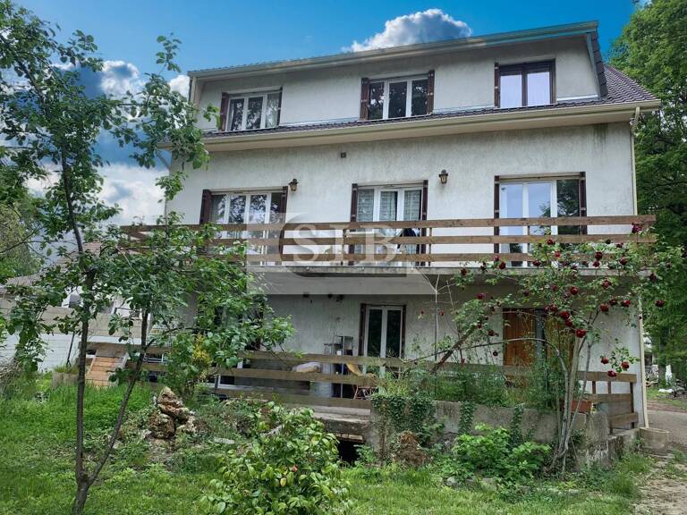 Nozay- Immeuble de 3 appartements dans un secteur calme — photo 1